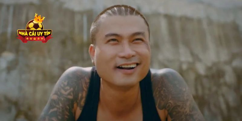 Sơ lươc qua thông tin về tác giả Duy Đinh