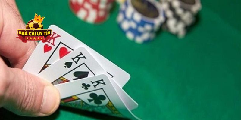 Liêng là trò chơi dân gian rất phổ biến